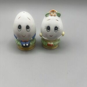 Vintage Lefton Humpty Dumpty Egg Salt & Pepper Shakers Porcelain EUC From Japan